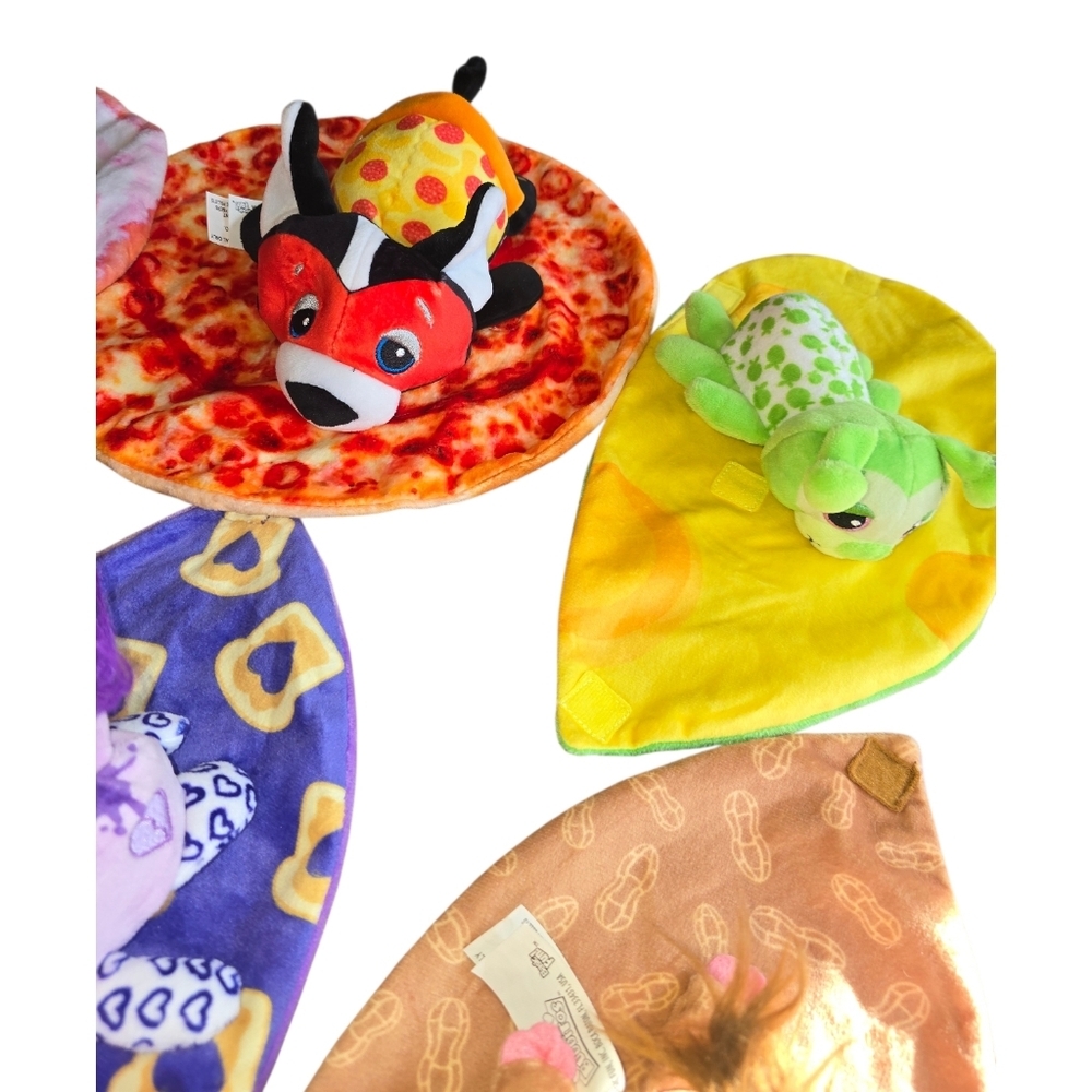 Lot of  Cutetitos Taste Budditos  Pizzaitos Plush Stuffed Animal - Picture 7 of 9